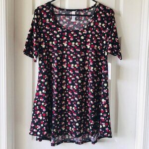 🎆BYE LAST DAY TODAY🎆 LuLaRoe Perfect T